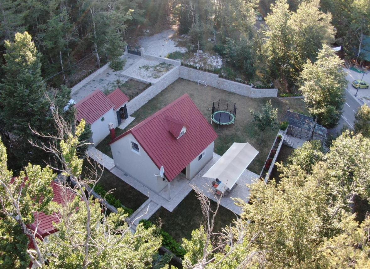 Mountain House Ivanova Korita ツェティニェ エクステリア 写真